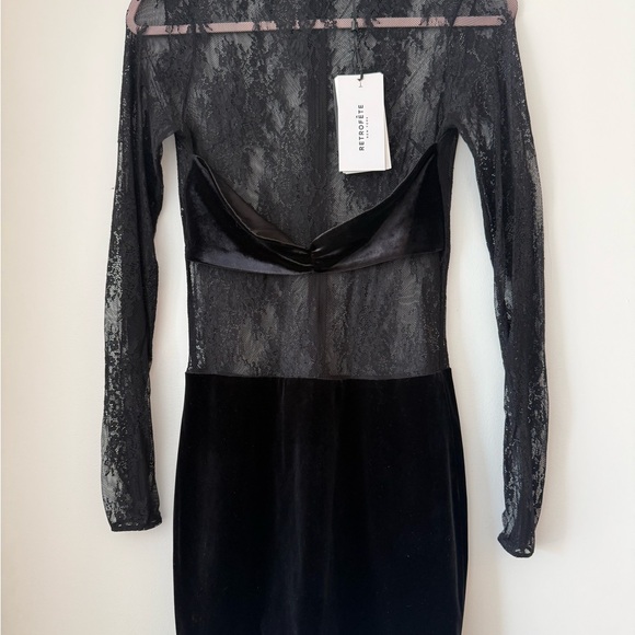 Retrofete Brigett Velvet Lace Dress - Picture 2 of 8